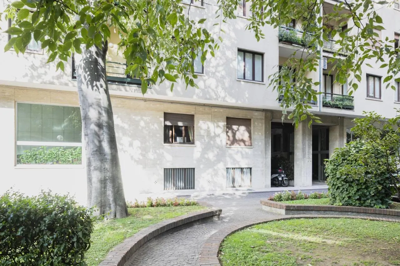Easylife - Dimora Di Classe In Zona Conciliazione contacts